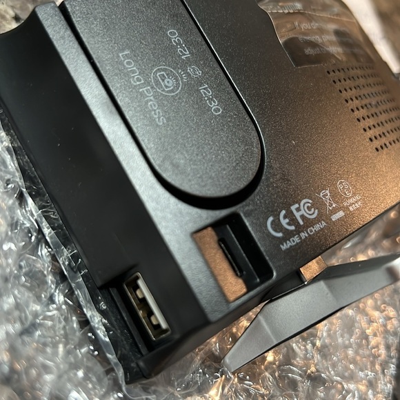 Projection alarm clock NIB - Picture 6 of 9